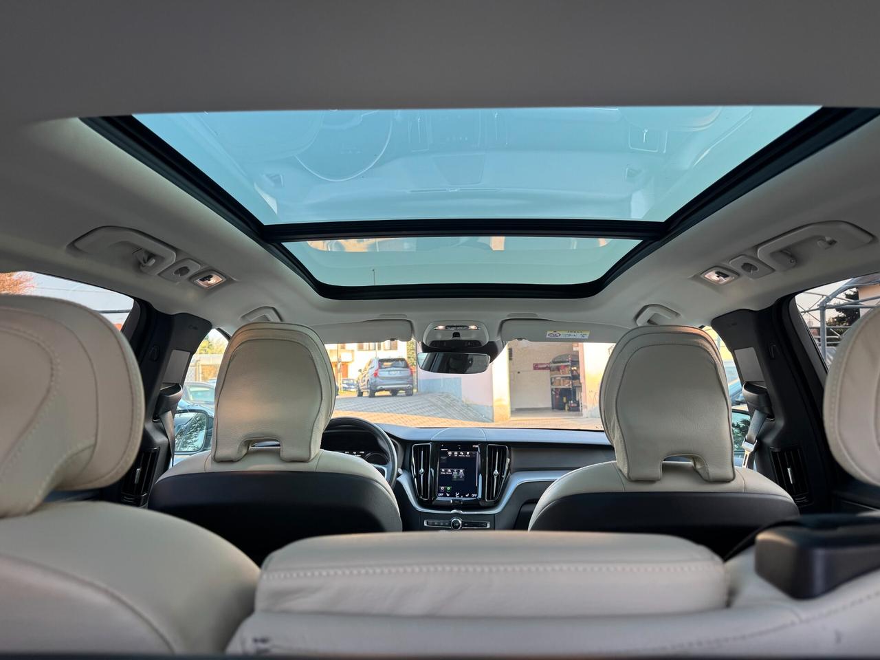 Volvo XC 60 XC60 T6 Recharge Plug-in Hybrid AWD Inscription