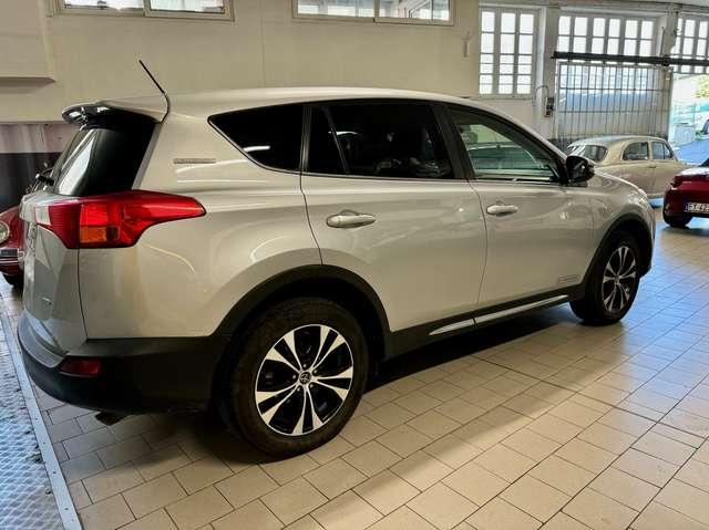 Toyota RAV 4 Rav4 2.0 d-4d Lounge 4wd 124cv UNIPROPRIETARIO