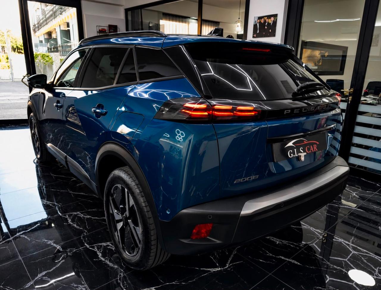 Peugeot 2008 1.2 benzina 100 CV S&S Allure