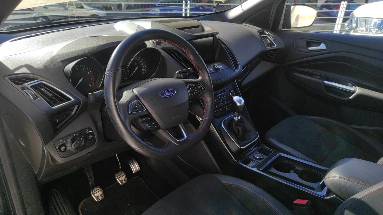 FORD KUGA 1.5 ECOBOOST BENZINA 120CV 2WD ST-LINE