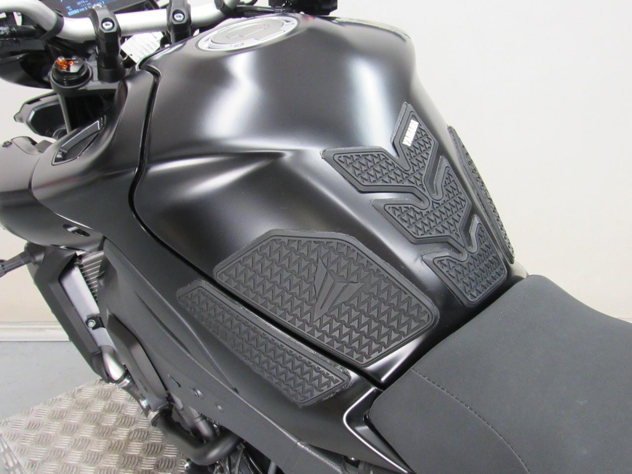 Yamaha MT-10 ABS TECH BLACK