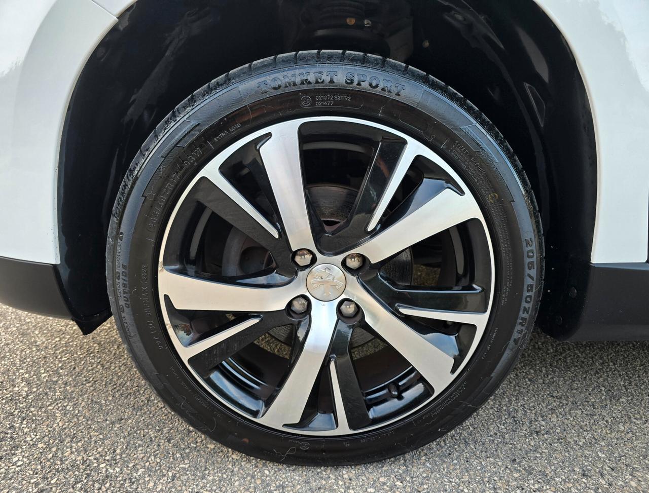 PEUGEOT 2008 ALLURE 1.6 HDI 2017 STRAFULL NUOVA