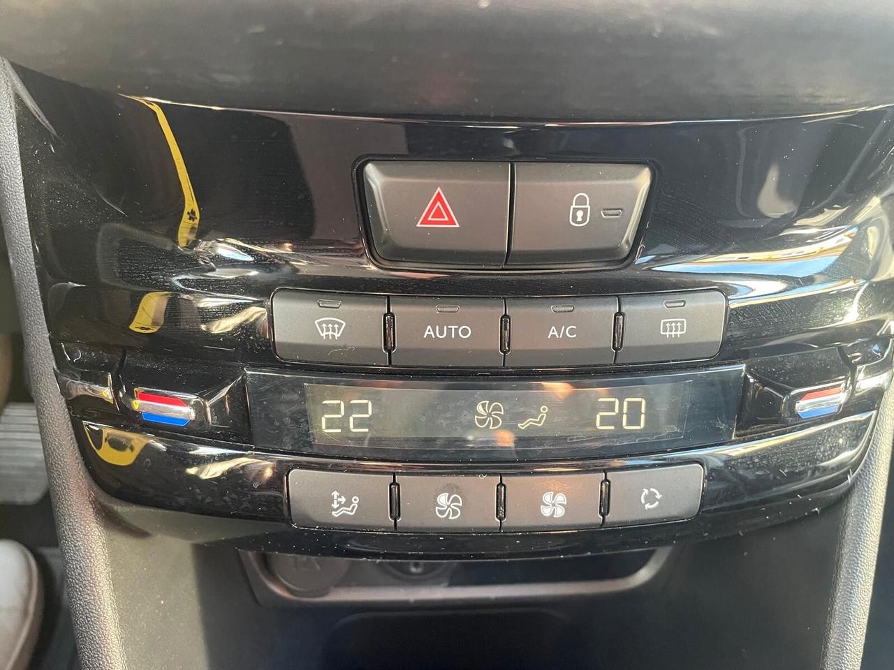 Peugeot 2008 BlueHDi 120 Allure