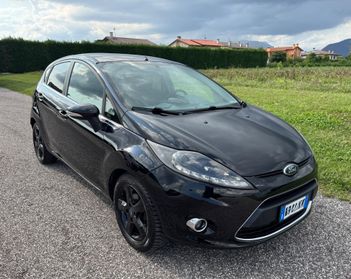 FORD FIESTA 1.4 TDCi DIESEL 5 PORTE NEOPATENTATI
