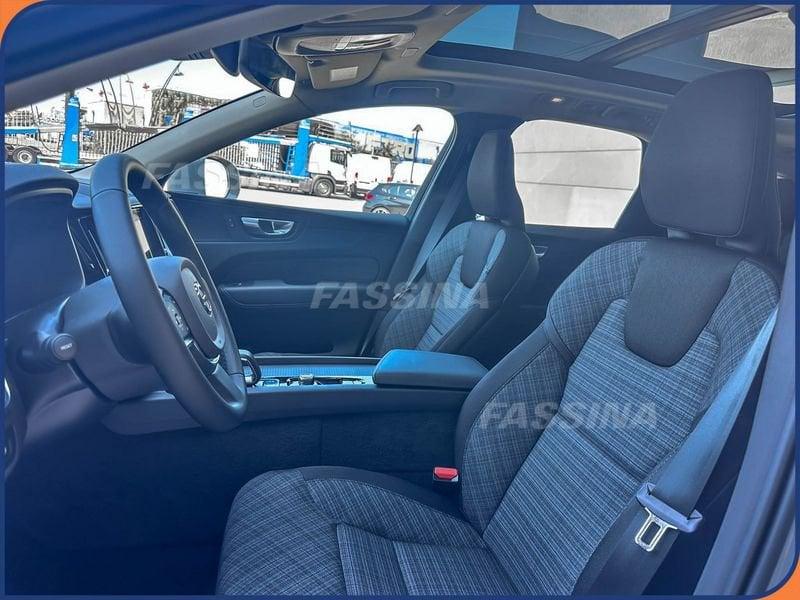 Volvo XC60 T6 Plug-in hybrid AWD automatico Core