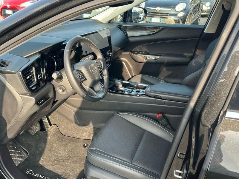 Lexus NX Hybrid Premium+ 4WD