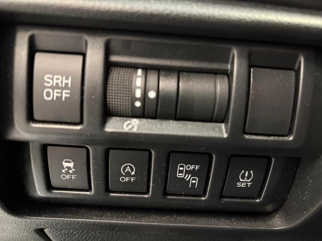 Subaru XV STYLE NAVI 2.0i Lineartronic AWD UNICO PR.