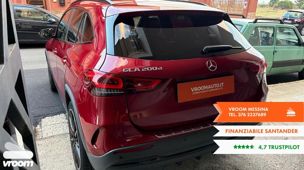 MERCEDES GLA (H247) GLA 200 d Automati...