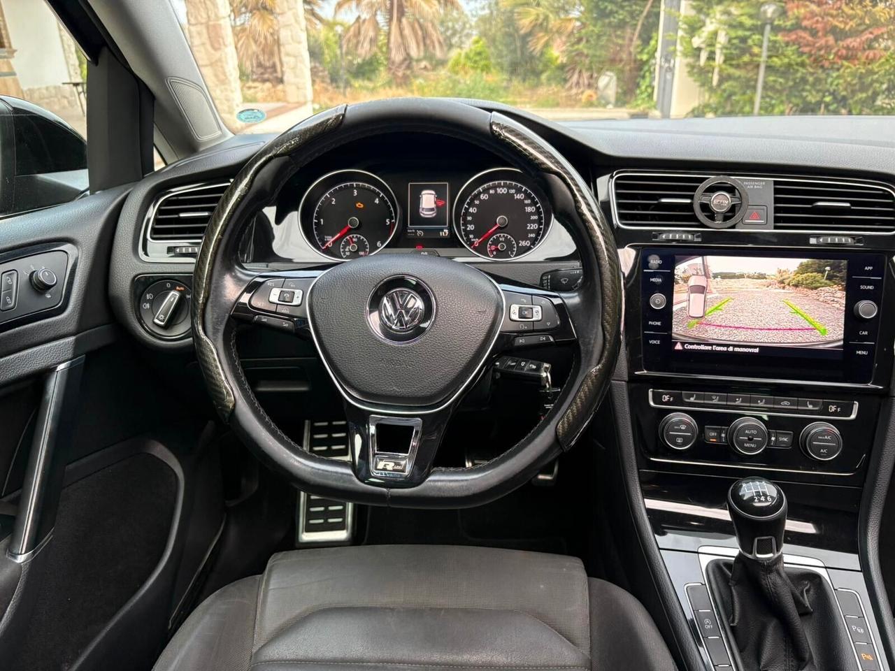 Volkswagen Golf 2.0 TDI 5p. INTERNO R-LINE