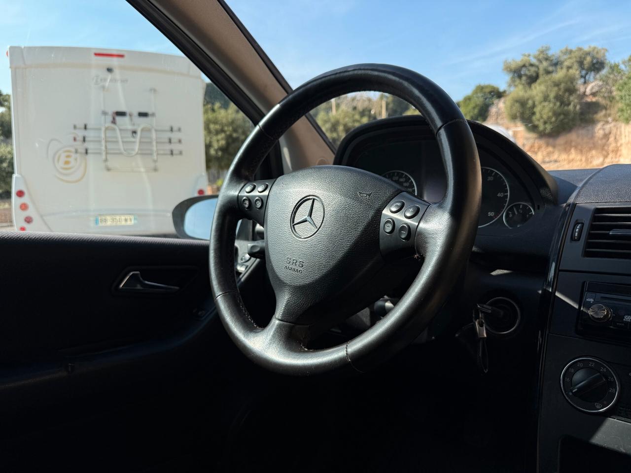 Mercedes A 180 110 CV/CLIMA/5 POSTI