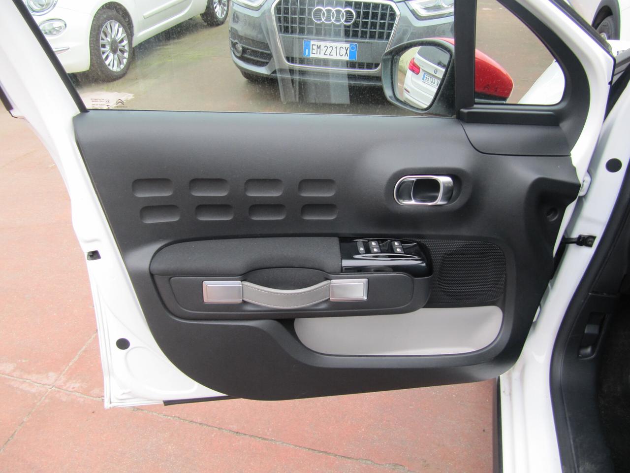 Citroen C3 PureTech 83 S&S Shine - BENZINA