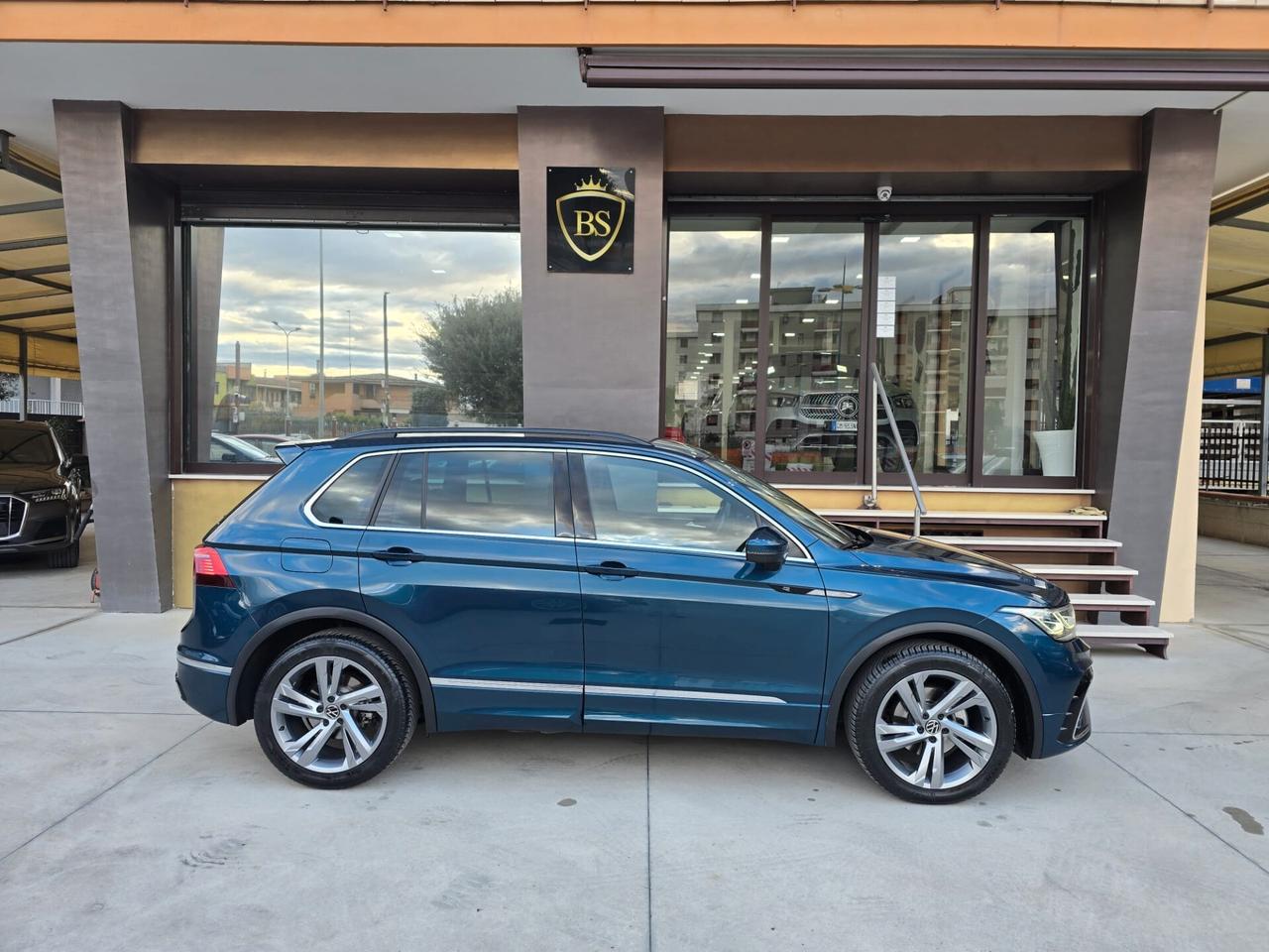 Volkswagen Tiguan 2.0 TDI 150 CV SCR DSG R-Line