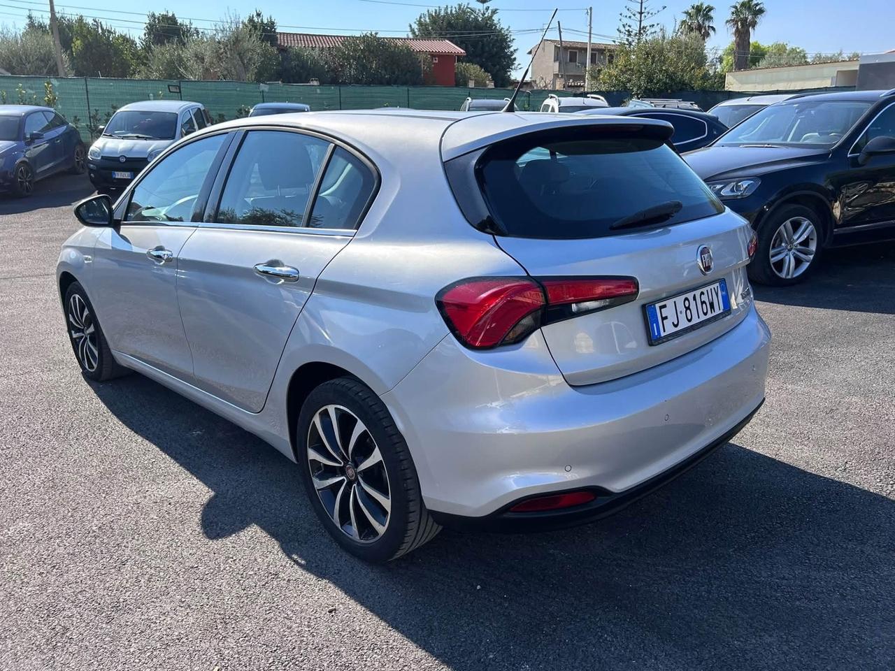 Fiat Tipo 1.6 Mjt S&S DCT SW Lounge