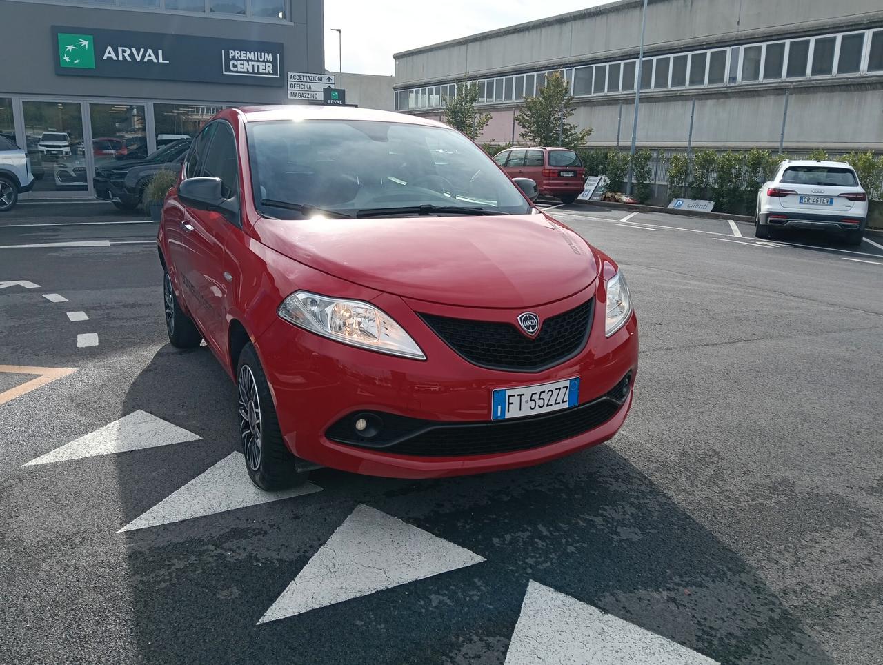 Lancia Ypsilon 0.9 TwinAir 5 porte Metano Ecochic Gold