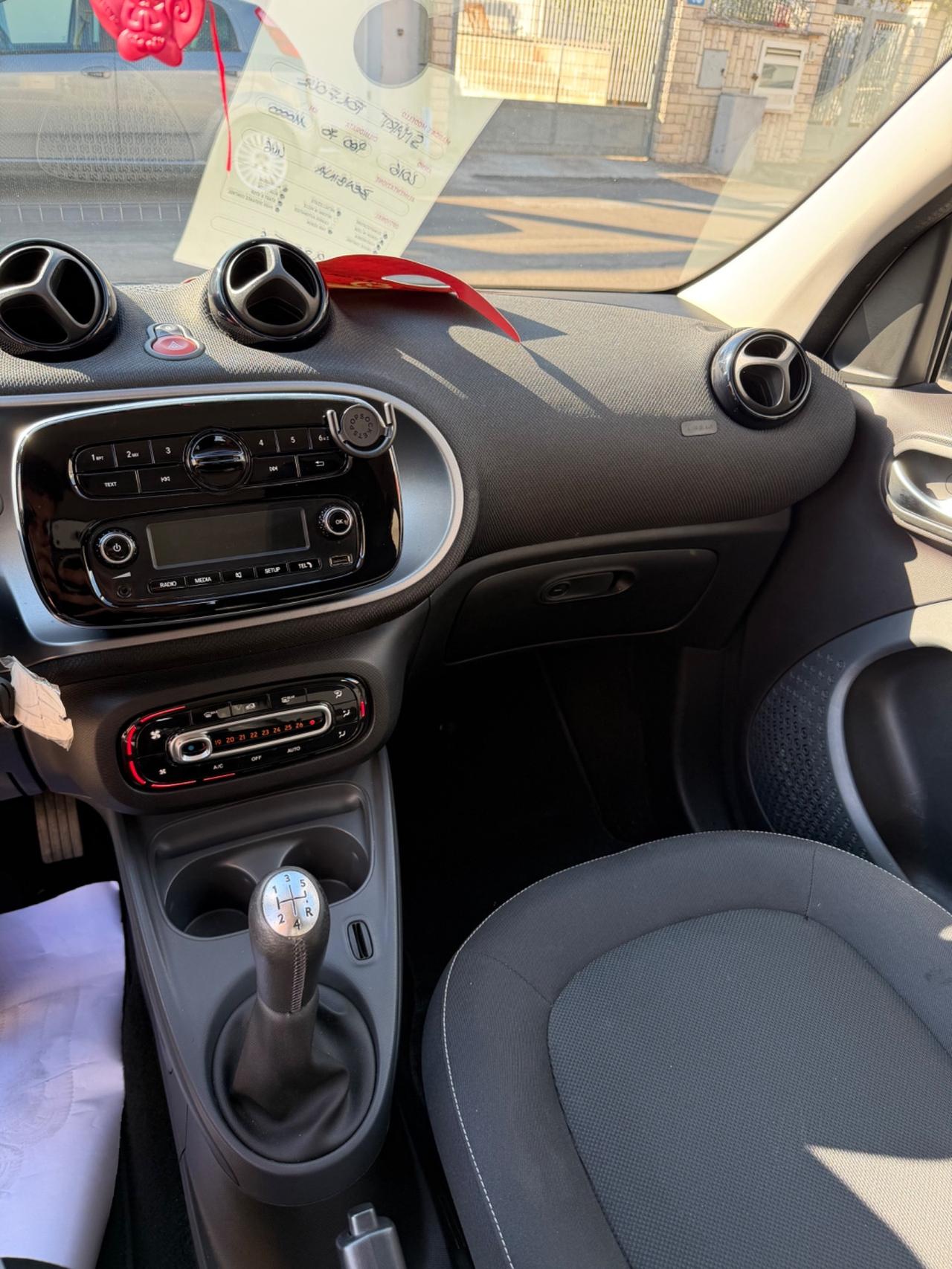 Smart ForFour 70 1.0 Passion-2016/NAVI/SENSORI