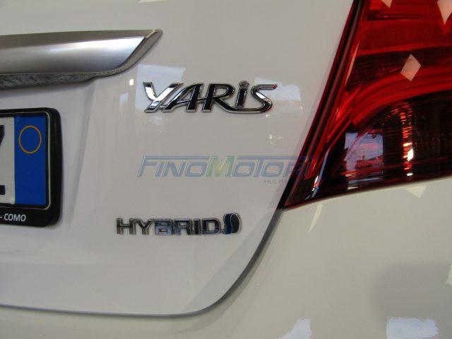 TOYOTA Yaris 1.5 Hybrid 5 porte NEOPATENTATI