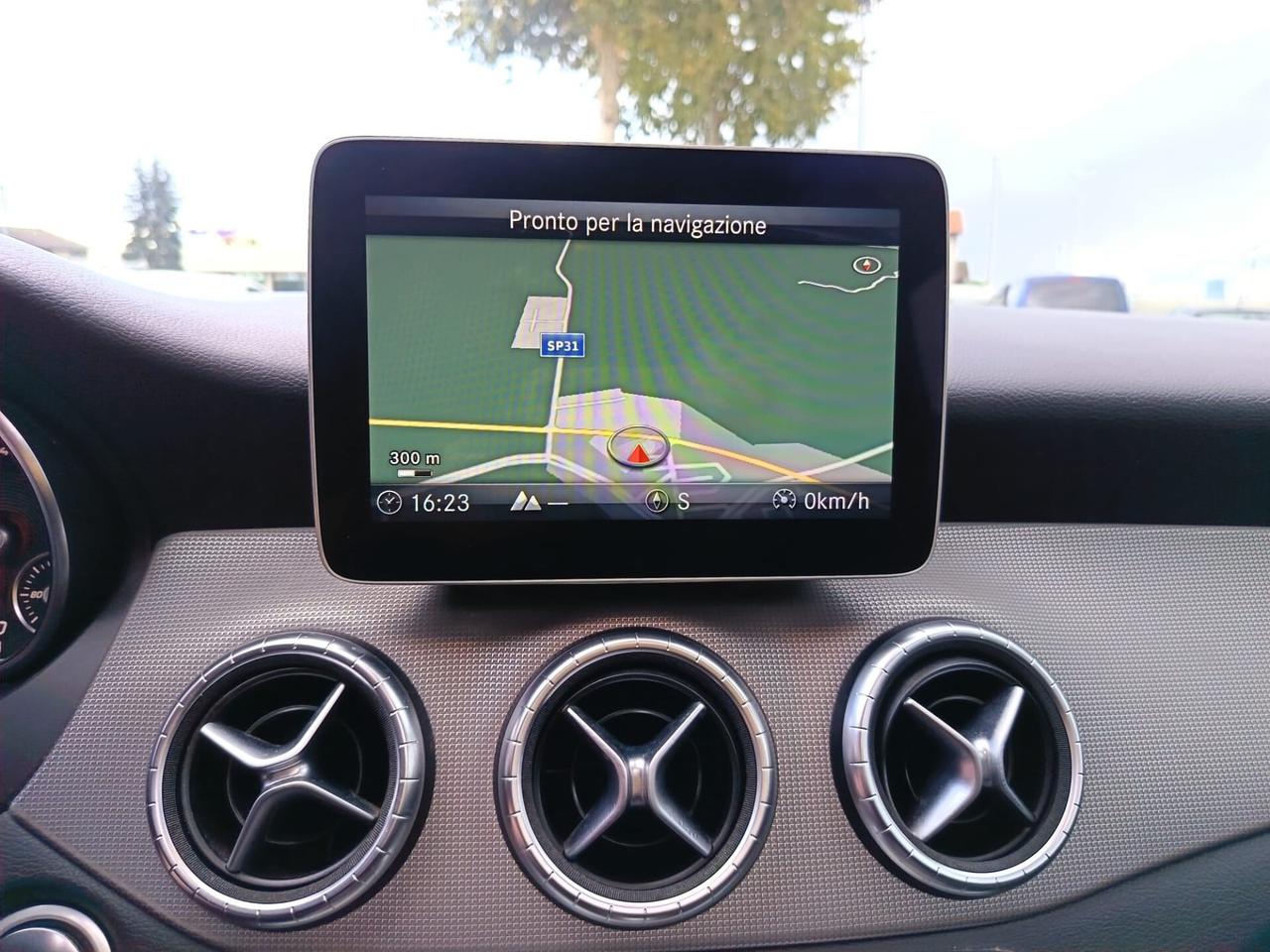 Mercedes-benz CLA 200 d Automatic TETTO PANORAMICO
