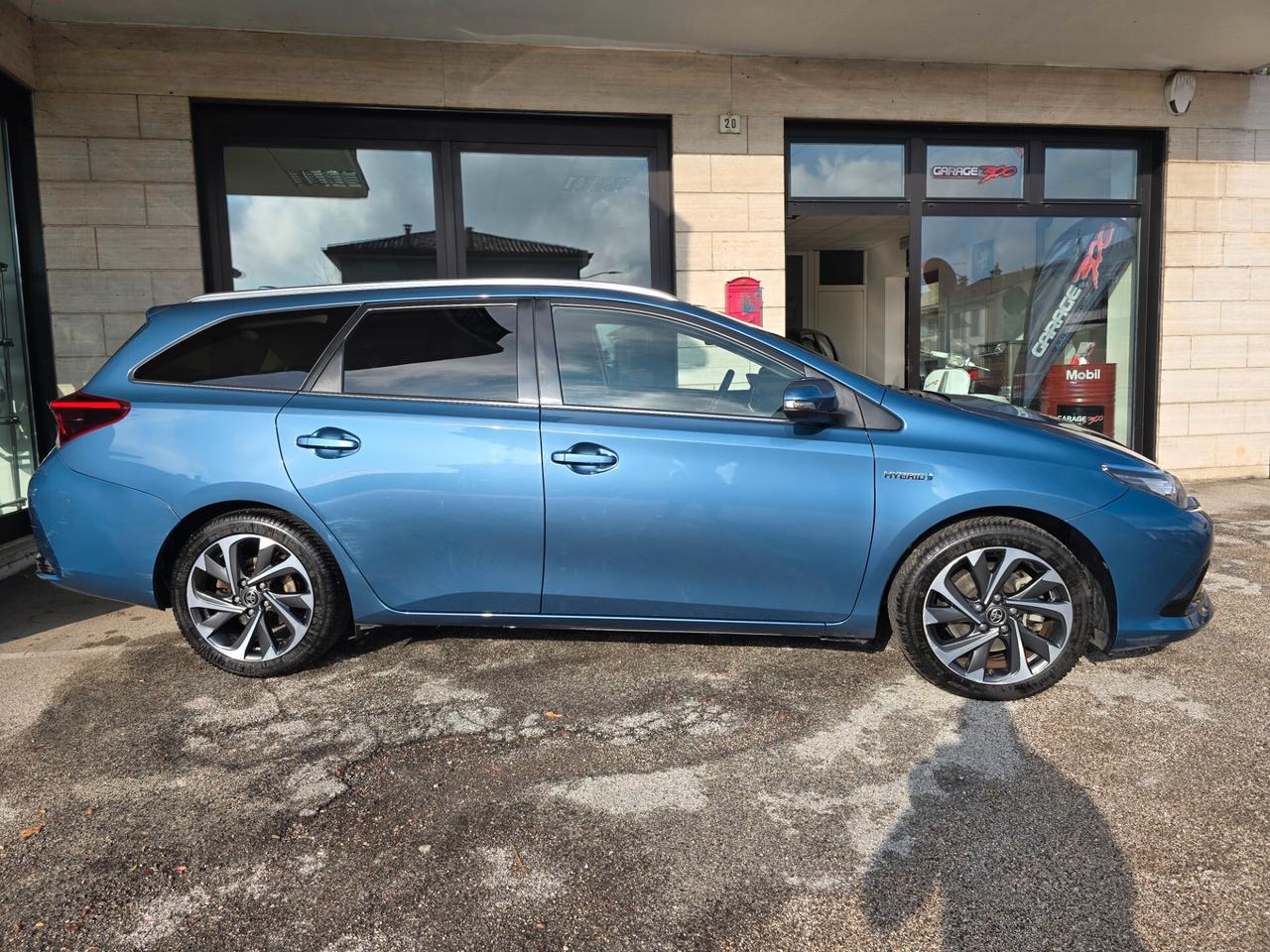 Toyota Auris Touring Sports 1.8 Hybrid Lounge 2015 E6
