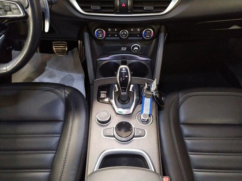 Alfa Romeo Stelvio 2.2 t Executive Q4 190cv auto