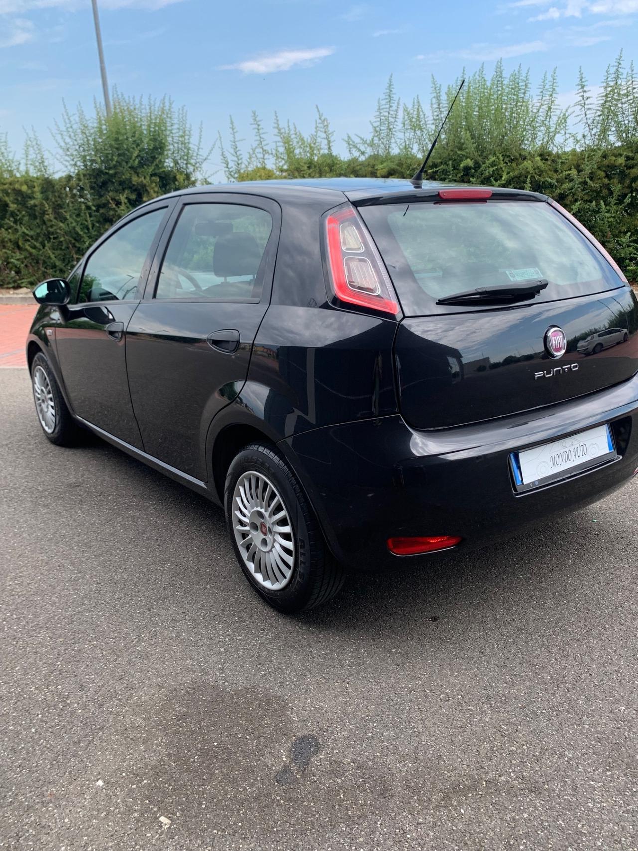 Fiat Punto 1.3 MJT II 75 CV 5 porte Young