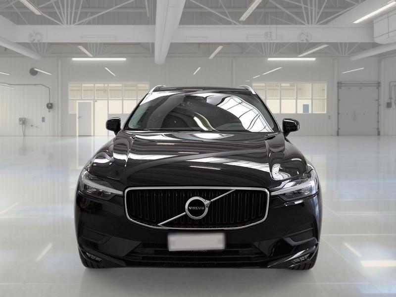 VOLVO XC60 B4 D AWD automatico Momentum Pro