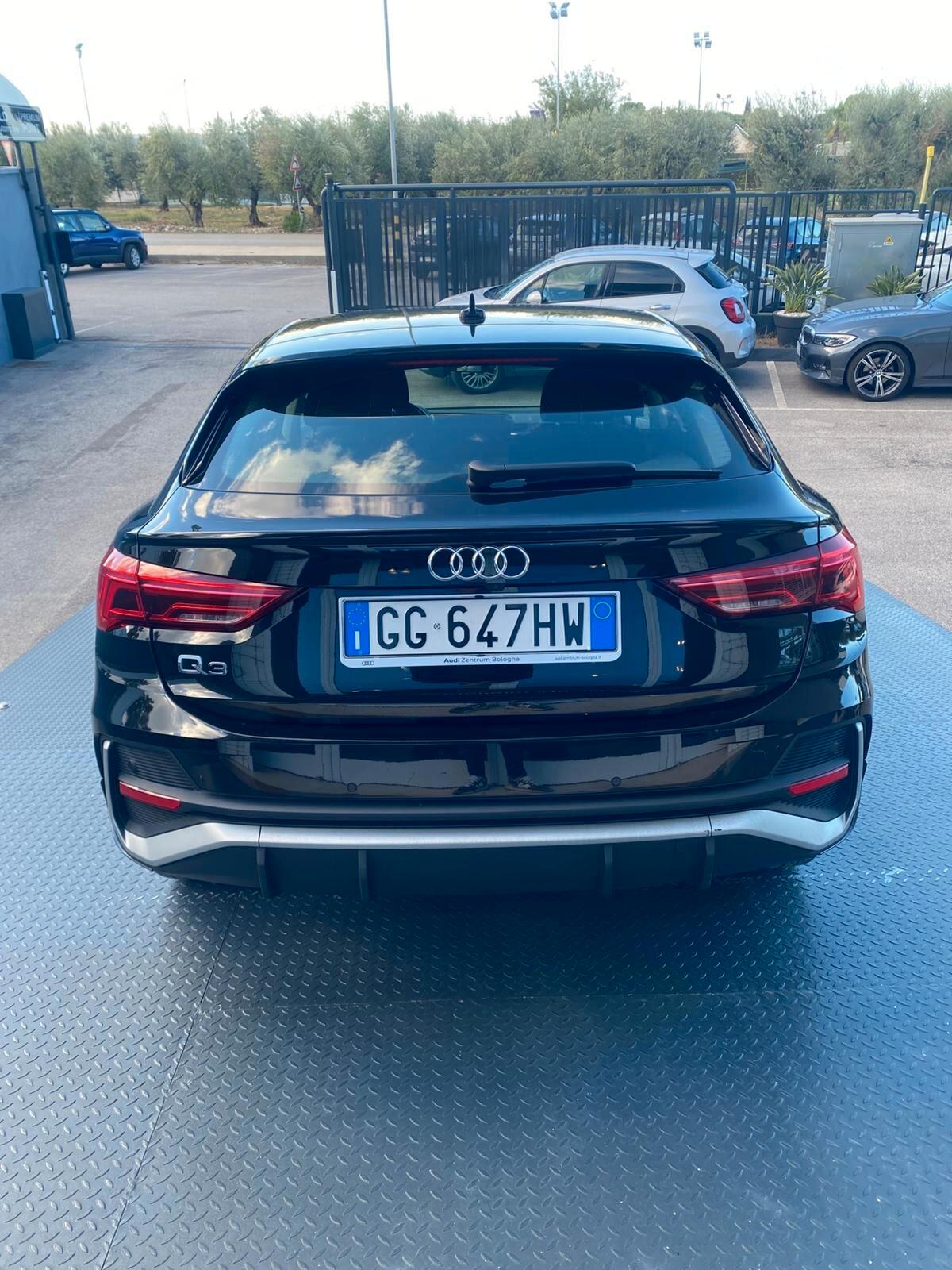 Audi Q3 SPB 45 TFSI e S tronic line edition