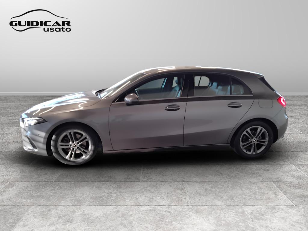Mercedes-Benz Classe A - W177 2018 - A 180 d Sport auto
