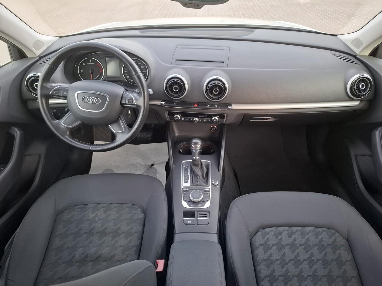 AUDI A3 SPB 1.6TDI S-TRONIC