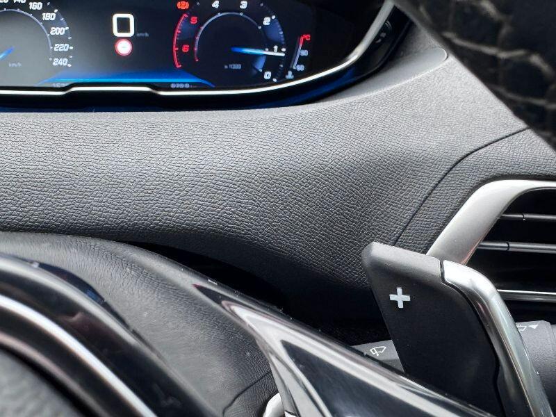 Peugeot 3008 BlueHDi 130 S&S Allure