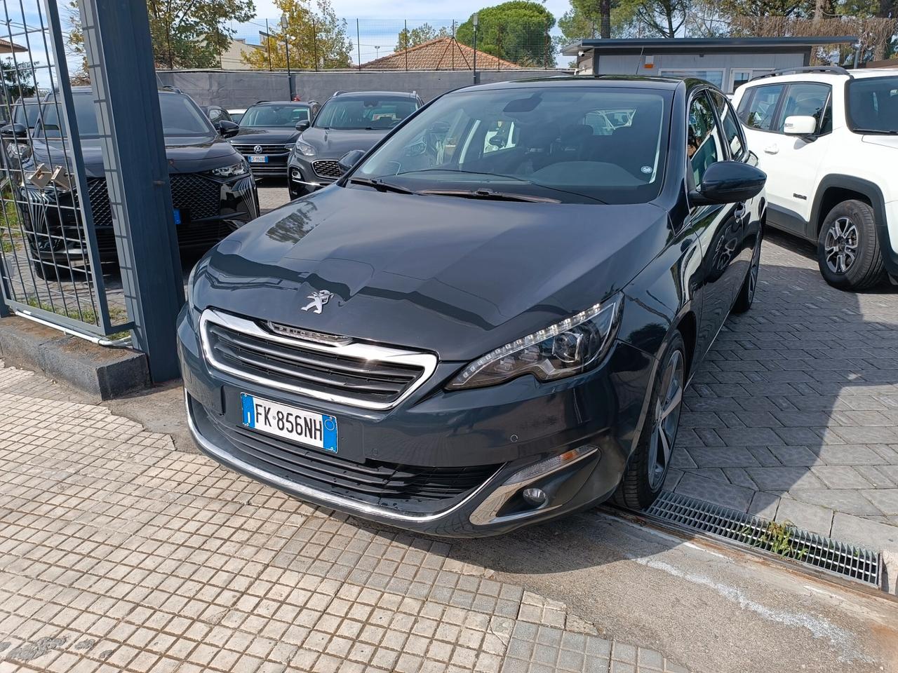 Peugeot 308 BlueHDi 120 S&S EAT6 Allure