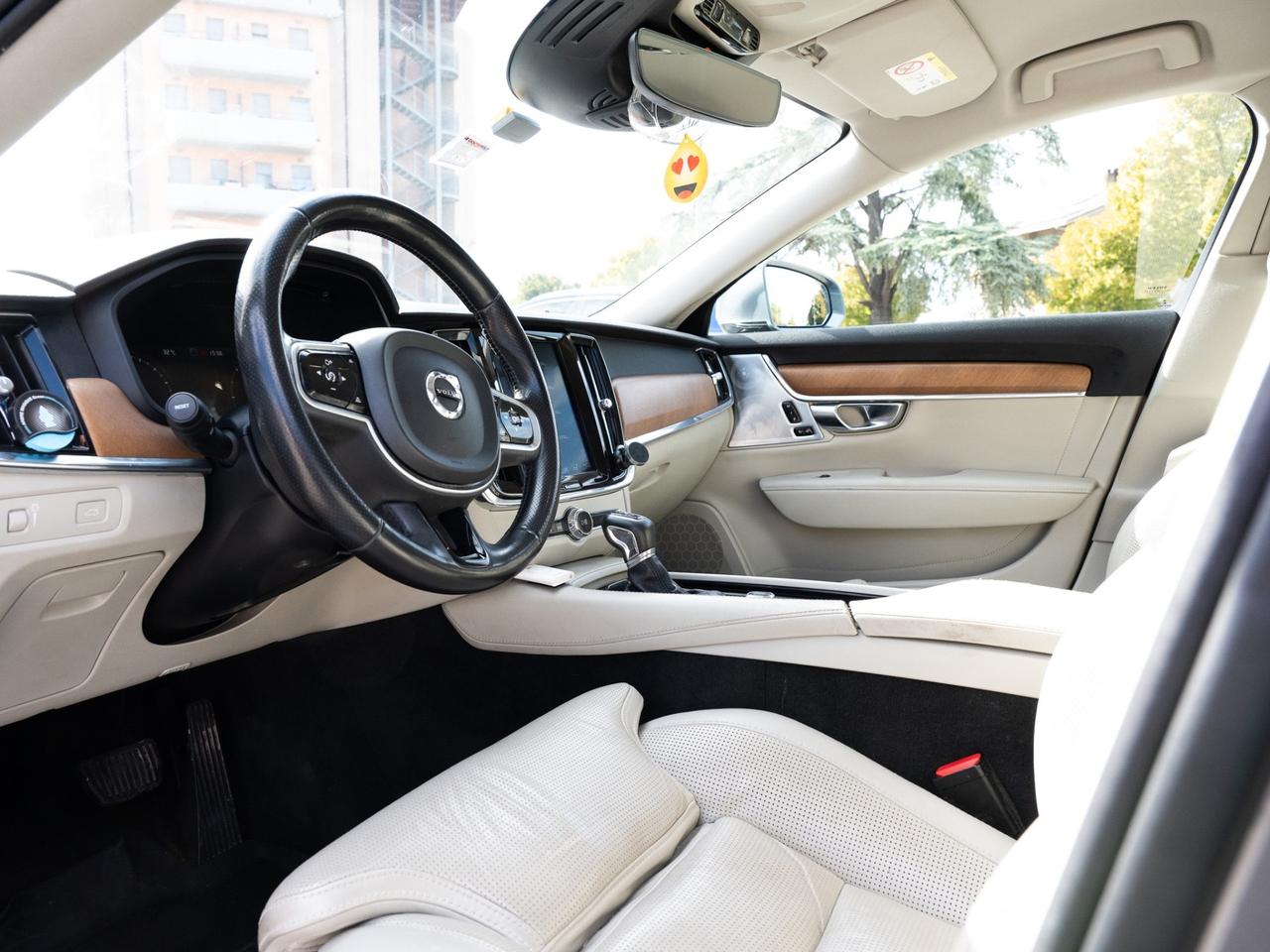 Volvo V90 D4 AWD Geartronic Inscription