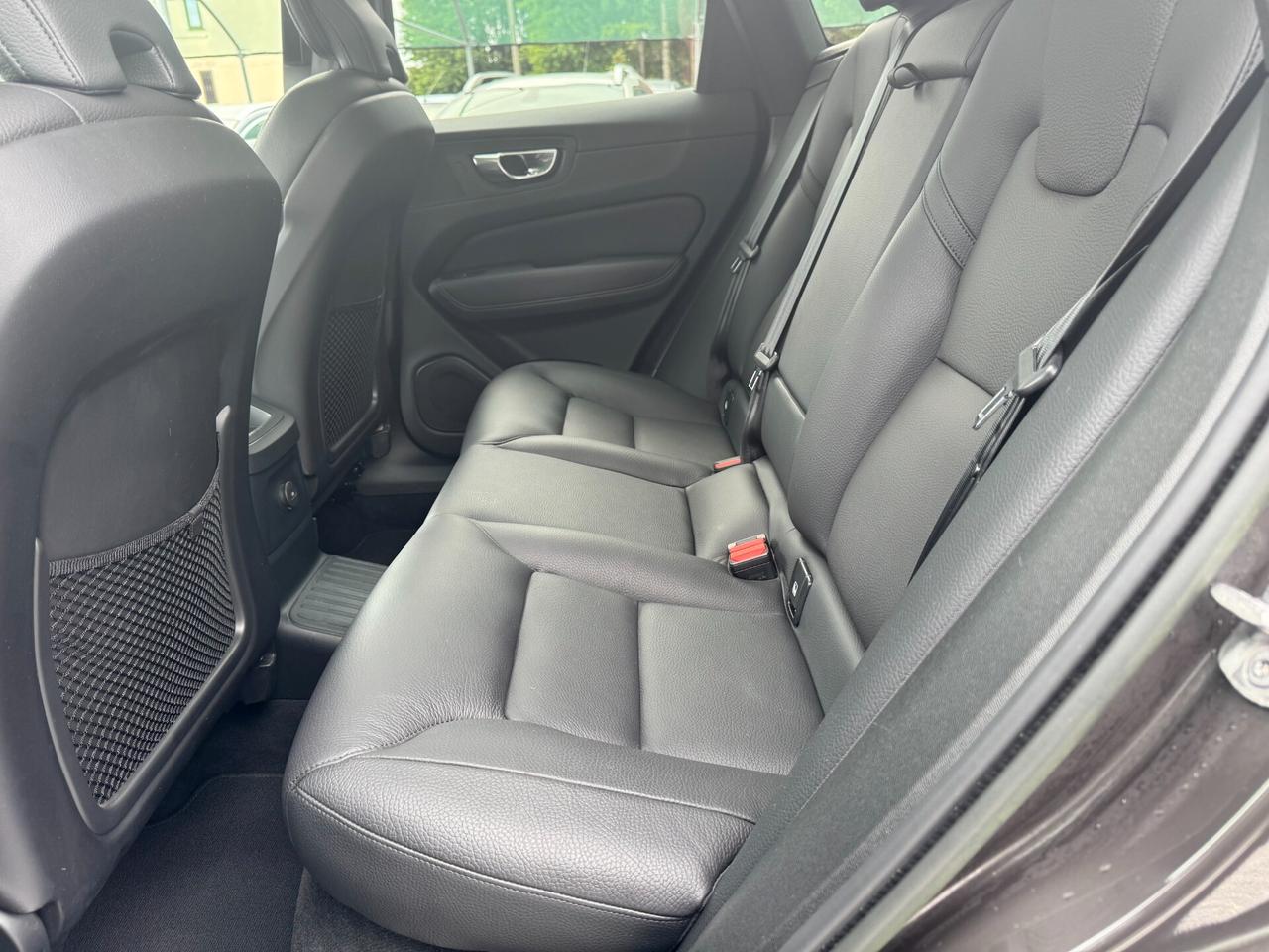 XC60 II 2022 2.0 t8 recharge phev Inscription awd 310cv aut