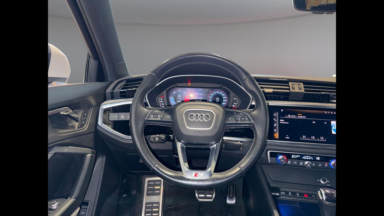 AUDI Q3 I 2019 Sportback - Q3 Sportback 35 2.0 tdi S line edition