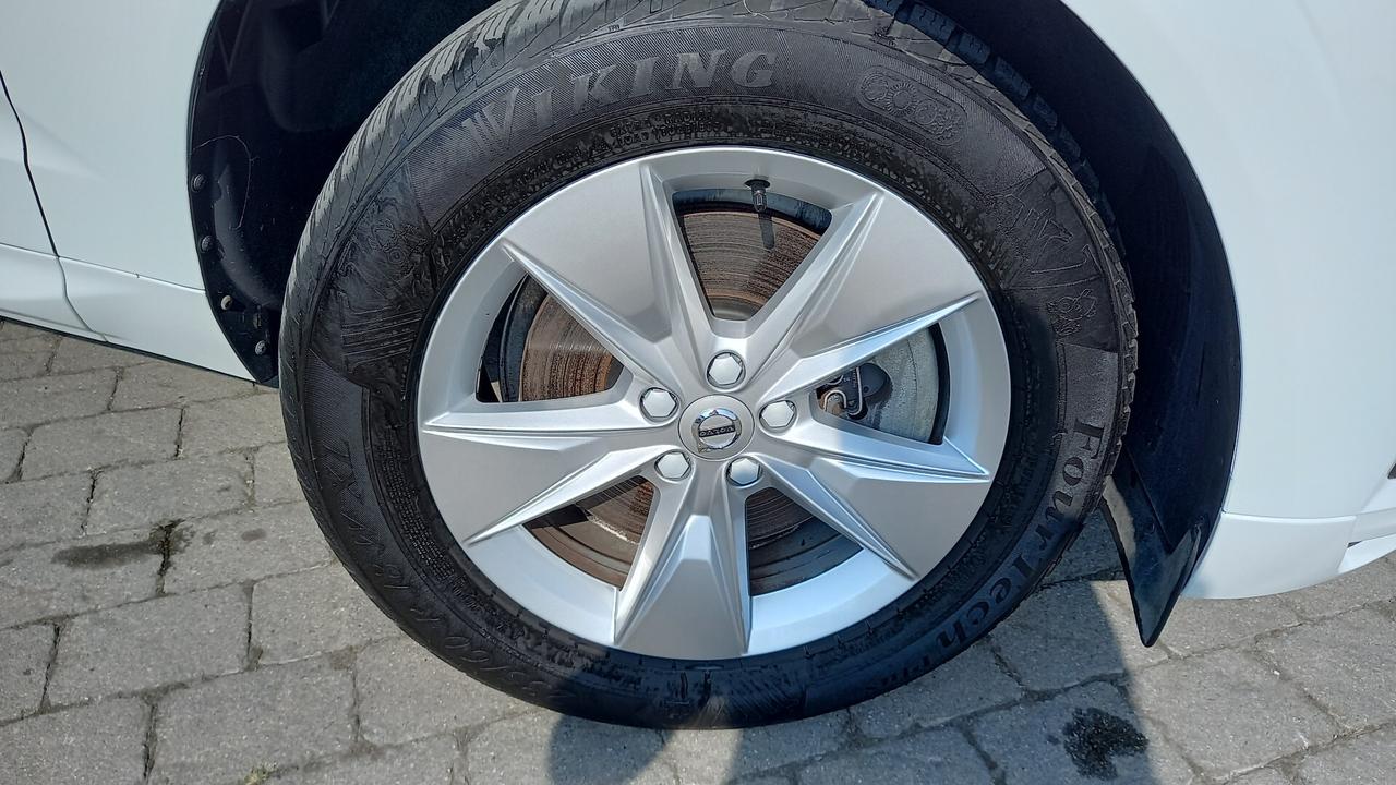 Volvo XC 60 XC60 B4 (d) AWD Geartronic Business