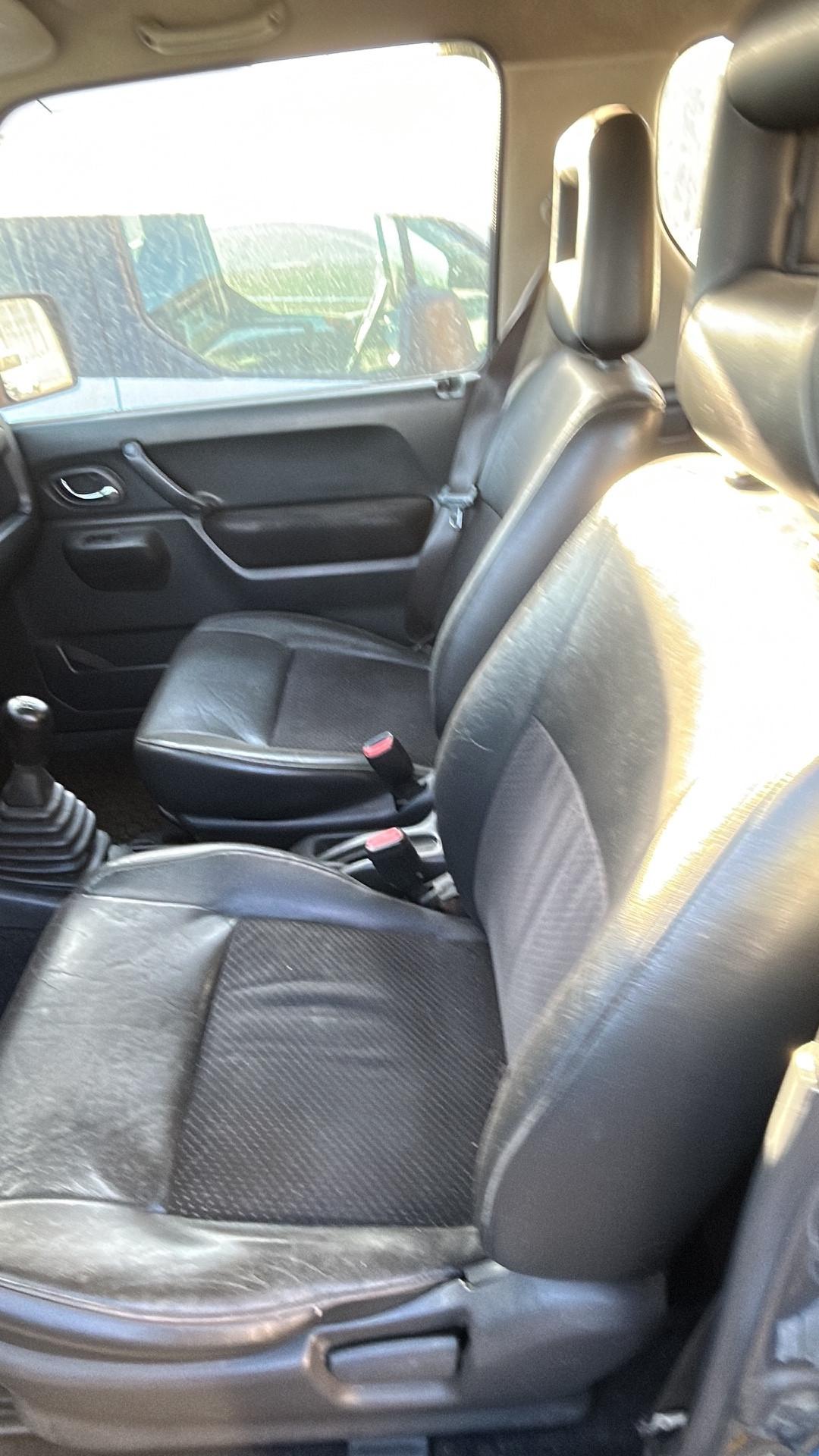 Suzuki Jimny 1.5 DDiS cat 4WD JLX