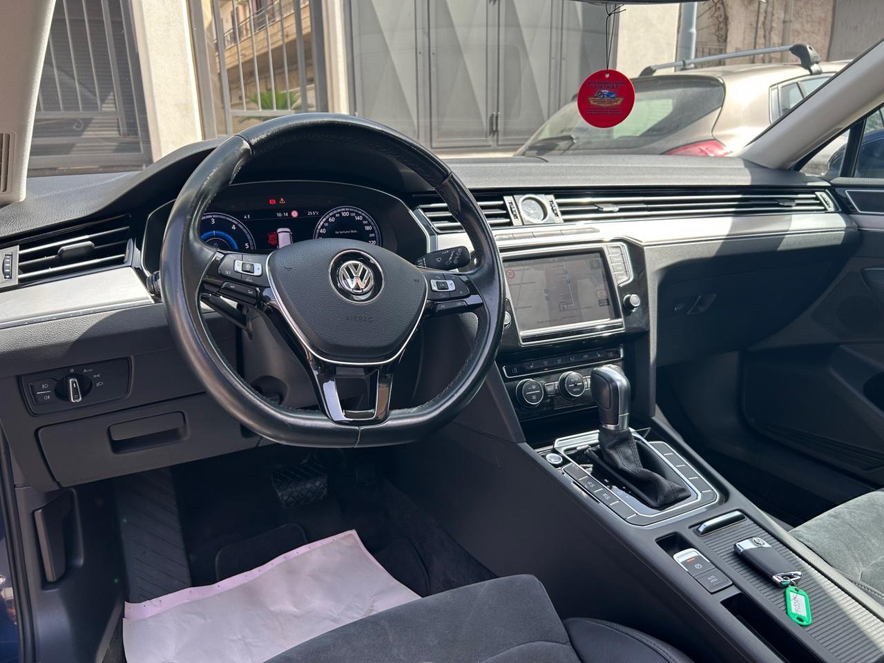 Volkswagen Passat Variant 2.0 TDI 190 CV DSG Highline BlueMotion Tech.
