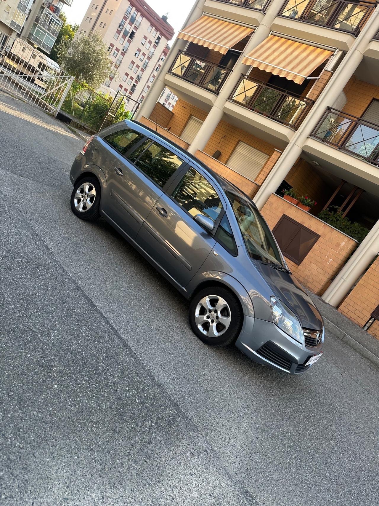 Opel Zafira 1.9 CDTI 120CV Cosmo