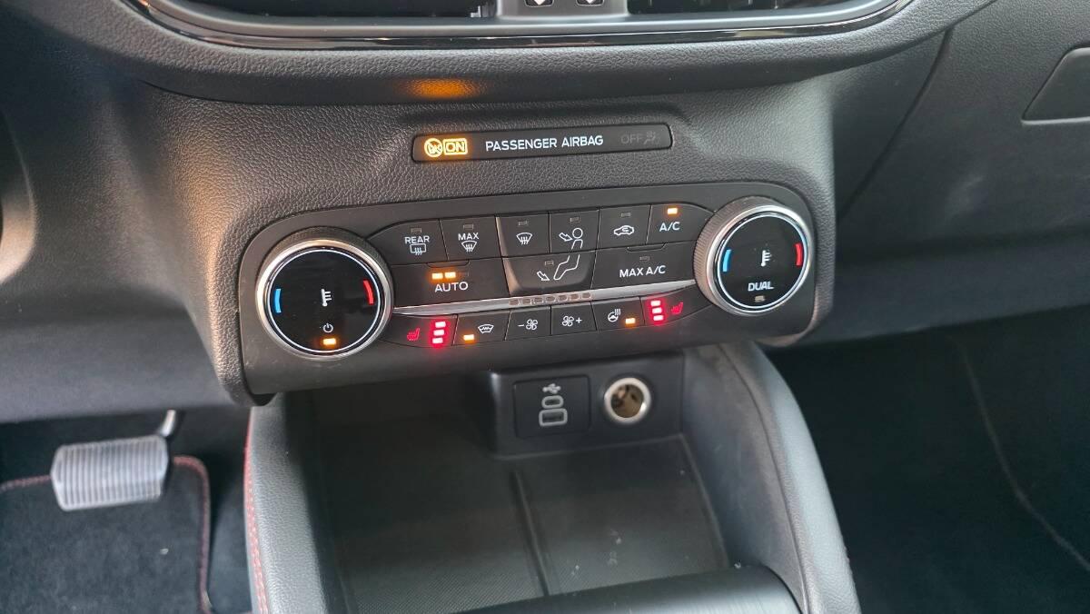 Ford Kuga 2.0 ecoblue ST-Line 2wd 120cv auto BURATTI PREMIUM