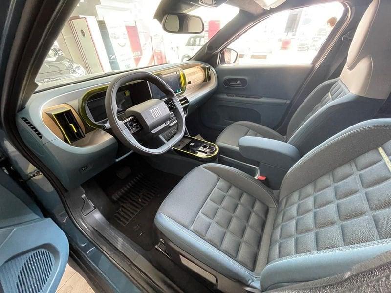 FIAT Grande Panda 1.2 hybrid La Prima 110cv edct