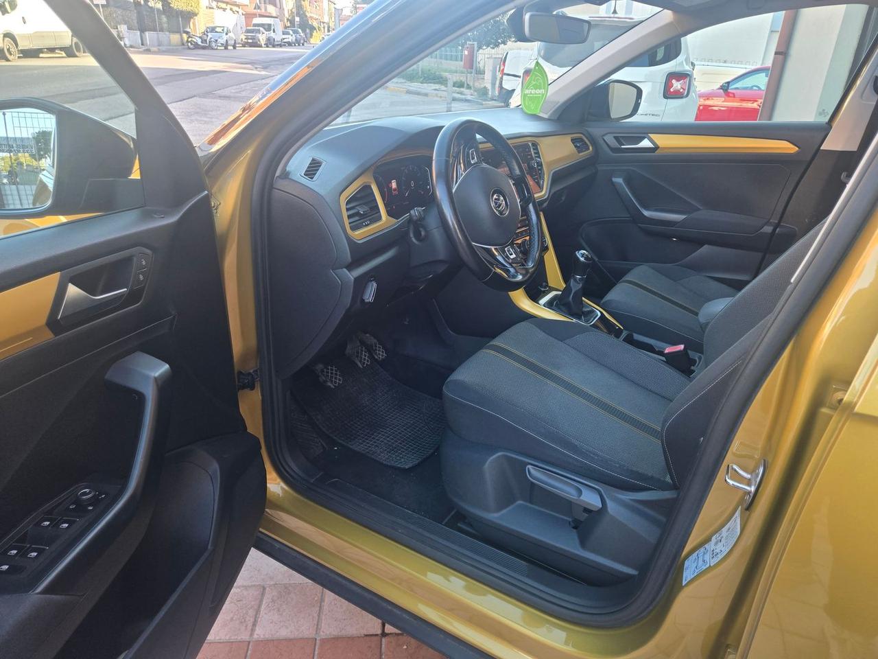 Volkswagen T-Roc 1.6 TDI Advanced #50800
