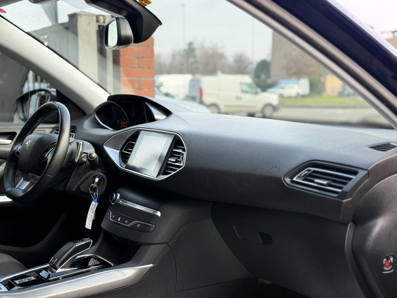 Peugeot 308 BlueHDi 130 S&S EAT8 SW Allure