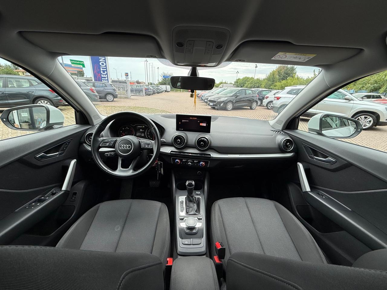 Audi Q2 35 TDI quattro S tronic Business