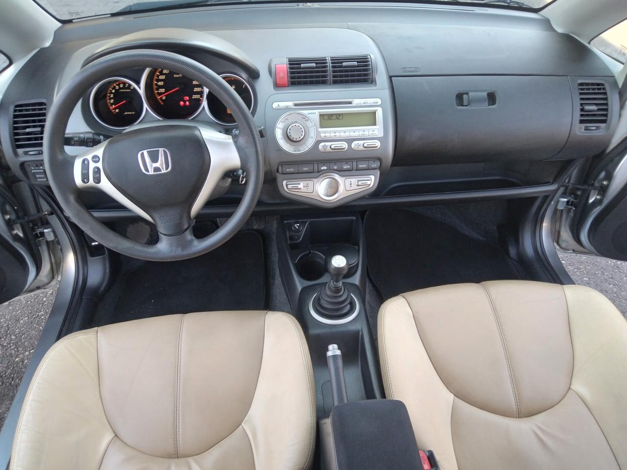 Honda Jazz 1.4 i-DSi 5p. LS Appeal x neopatentati