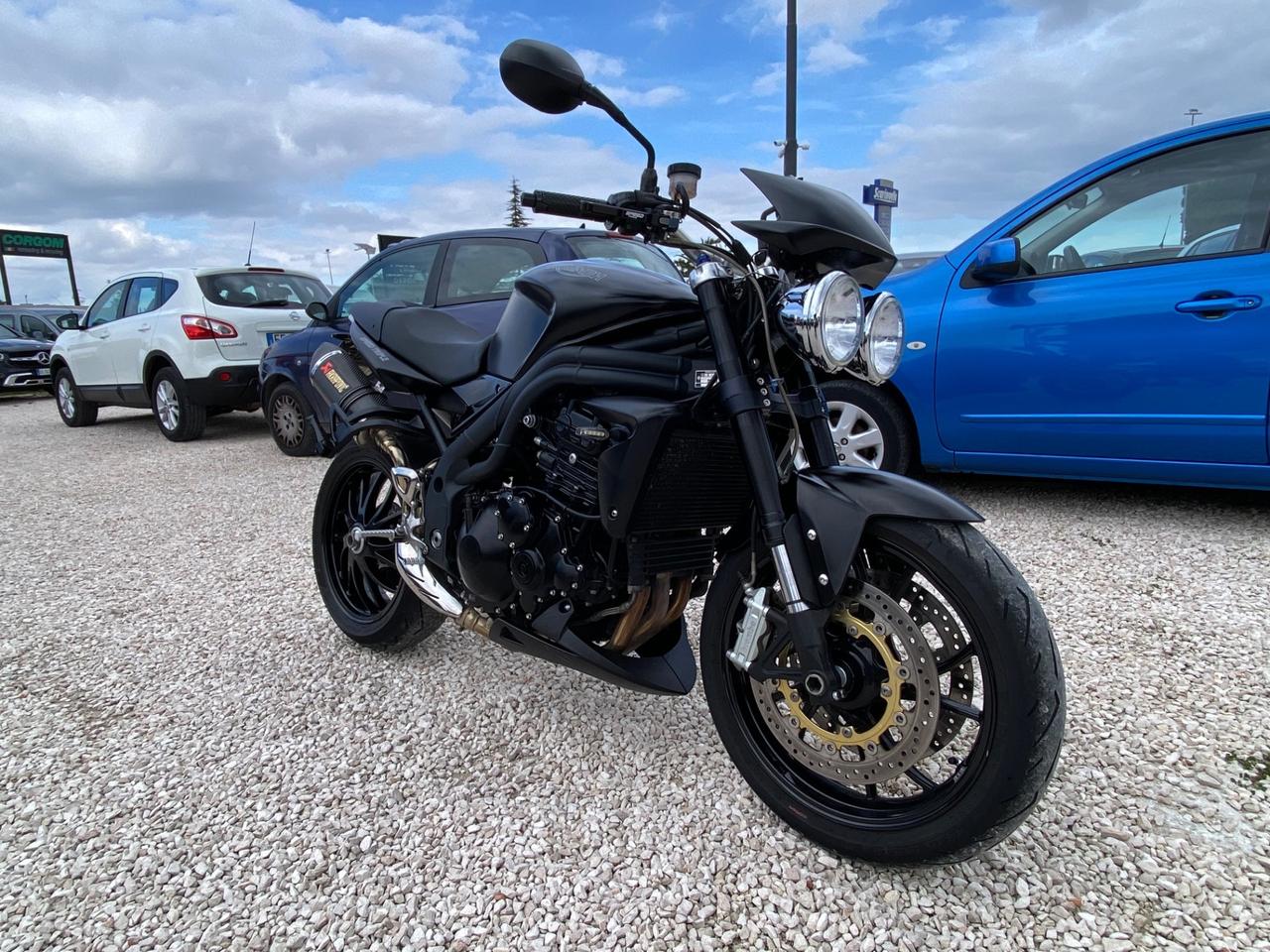Triumph Speed Triple 1050 DA VETRINA