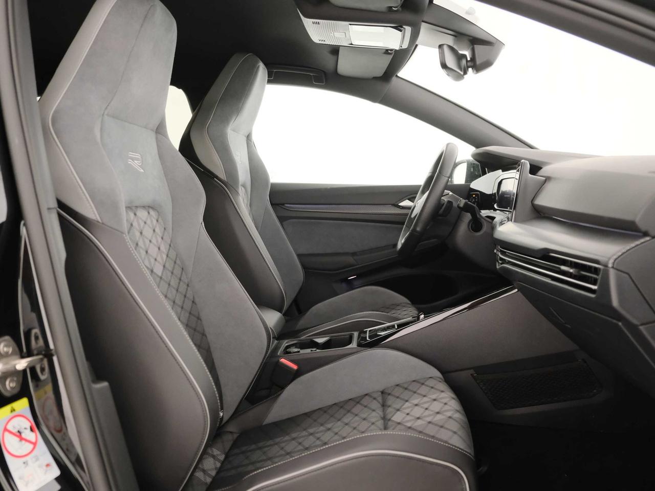 Volkswagen Golf 2.0 tdi scr 150cv r-line dsg