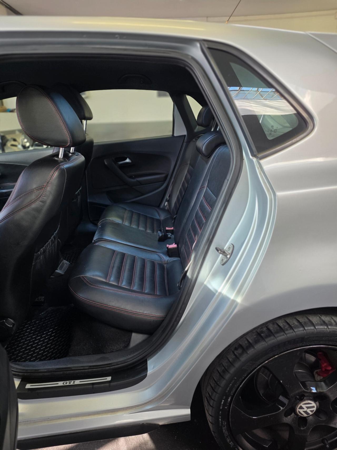 Volkswagen Polo 1.4 TSI DSG 5 porte GTI