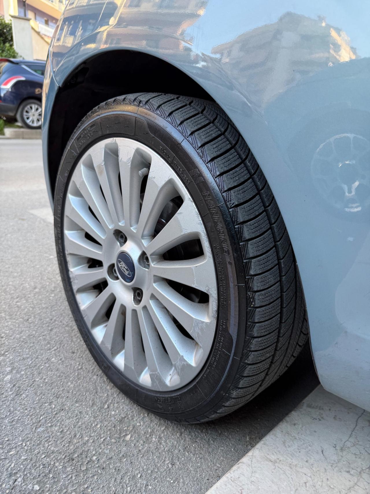 Ford Fiesta 1.4 5 porte Bz.- GPL Titanium