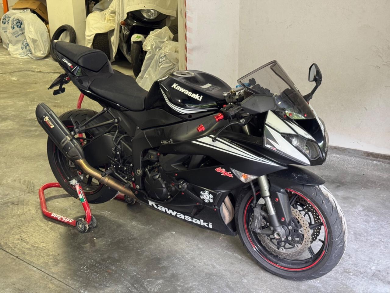 Kawasaki Ninja 600 ZX-6R 25 kw a libretto