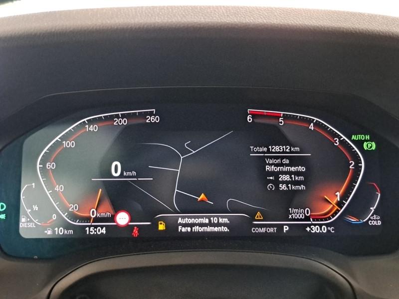 BMW 318 48V Business Advantage Touring auto