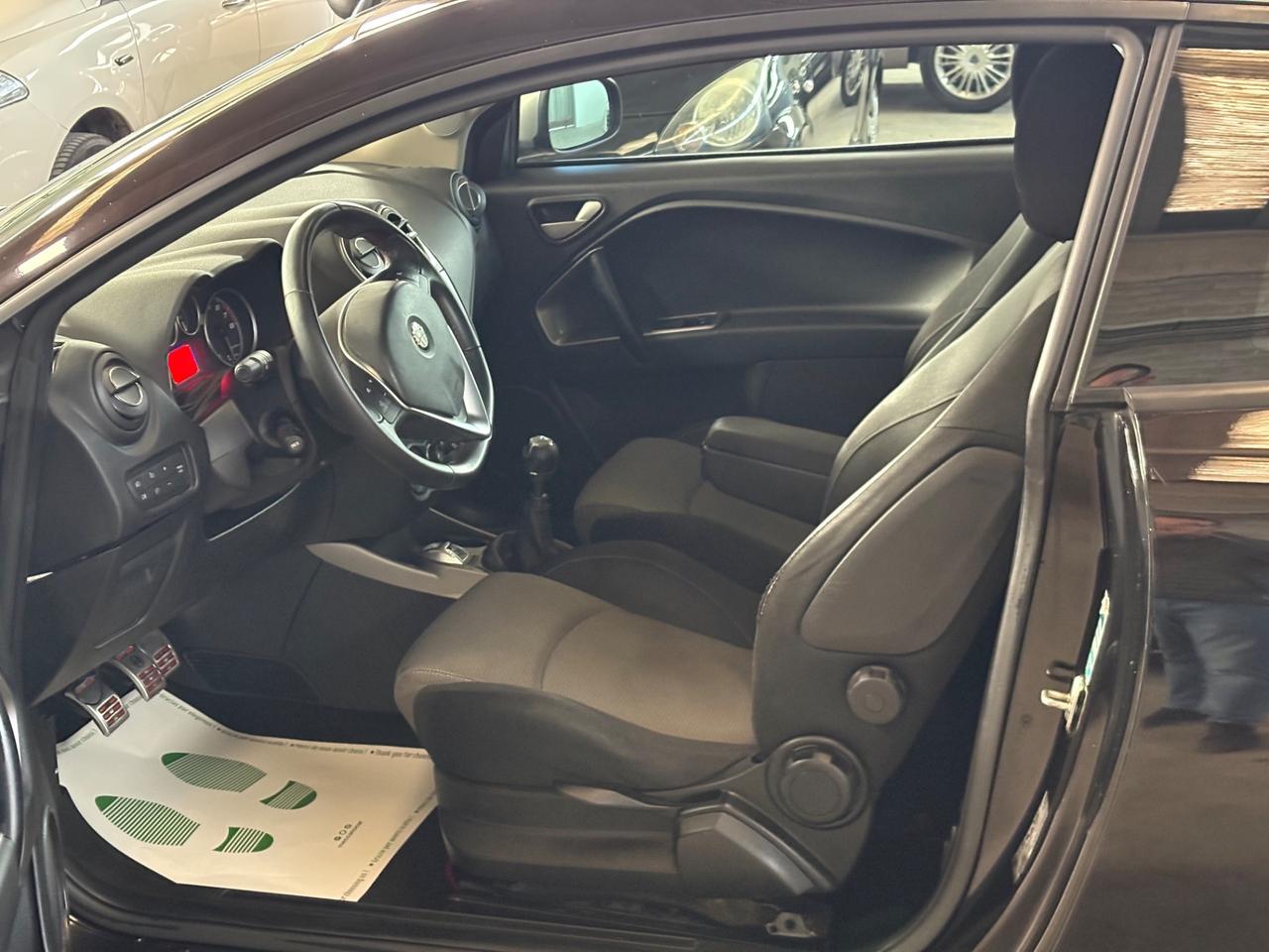 Alfa Romeo MiTo 1.4 78 CV Distinctive Sport Pack